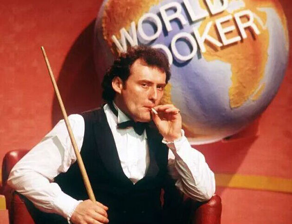 尽管她们在 尽管她们在