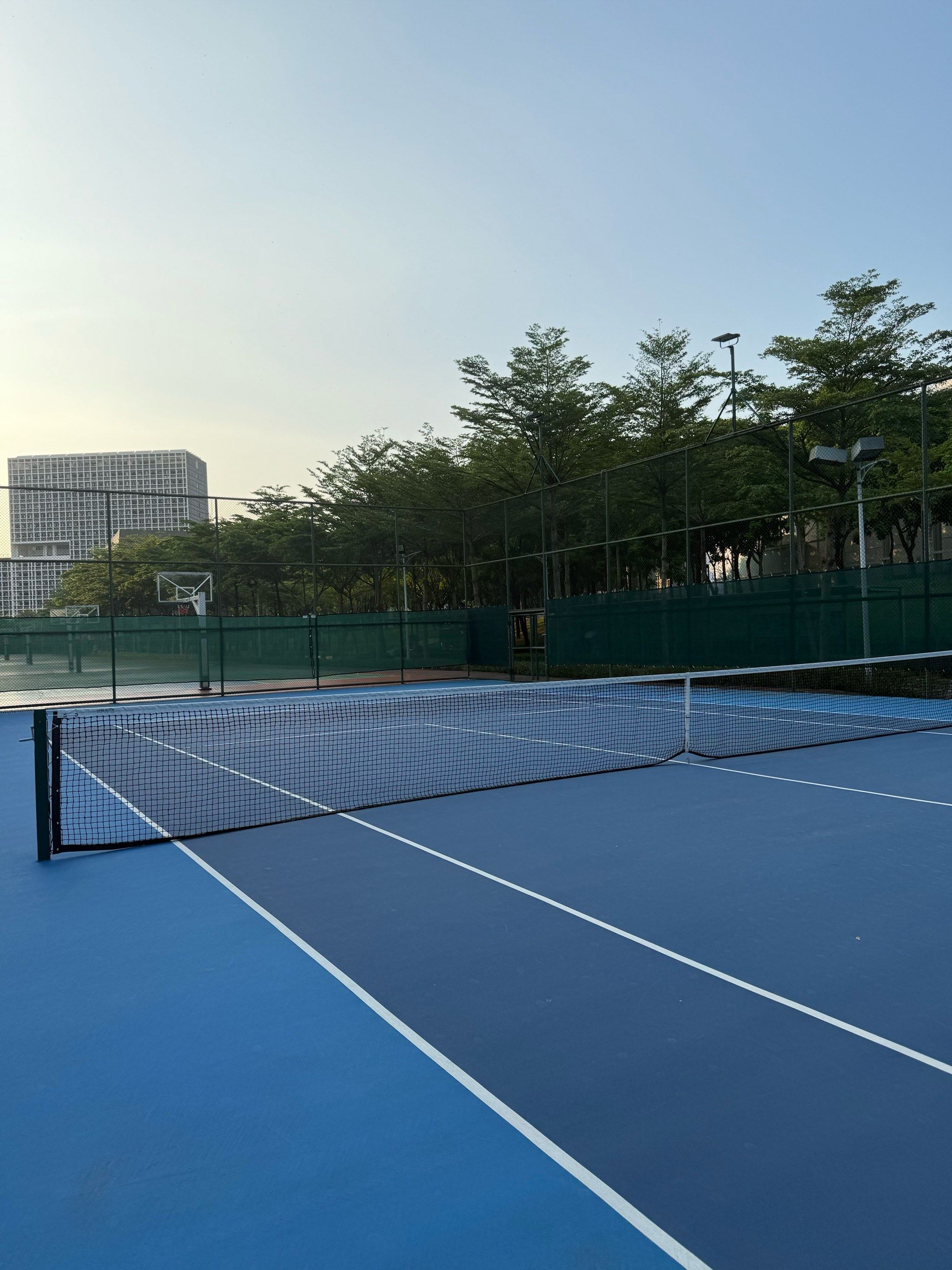 他以出色的 他以出色的