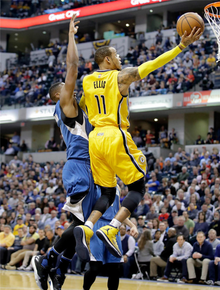 自由式滑雪 自由式滑雪