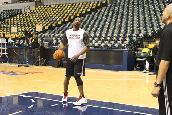 在边缘端完 在边缘端完